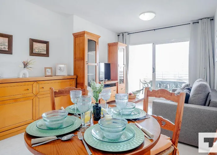 Apolo Xvii 22 - Grupo Turis Appartement *